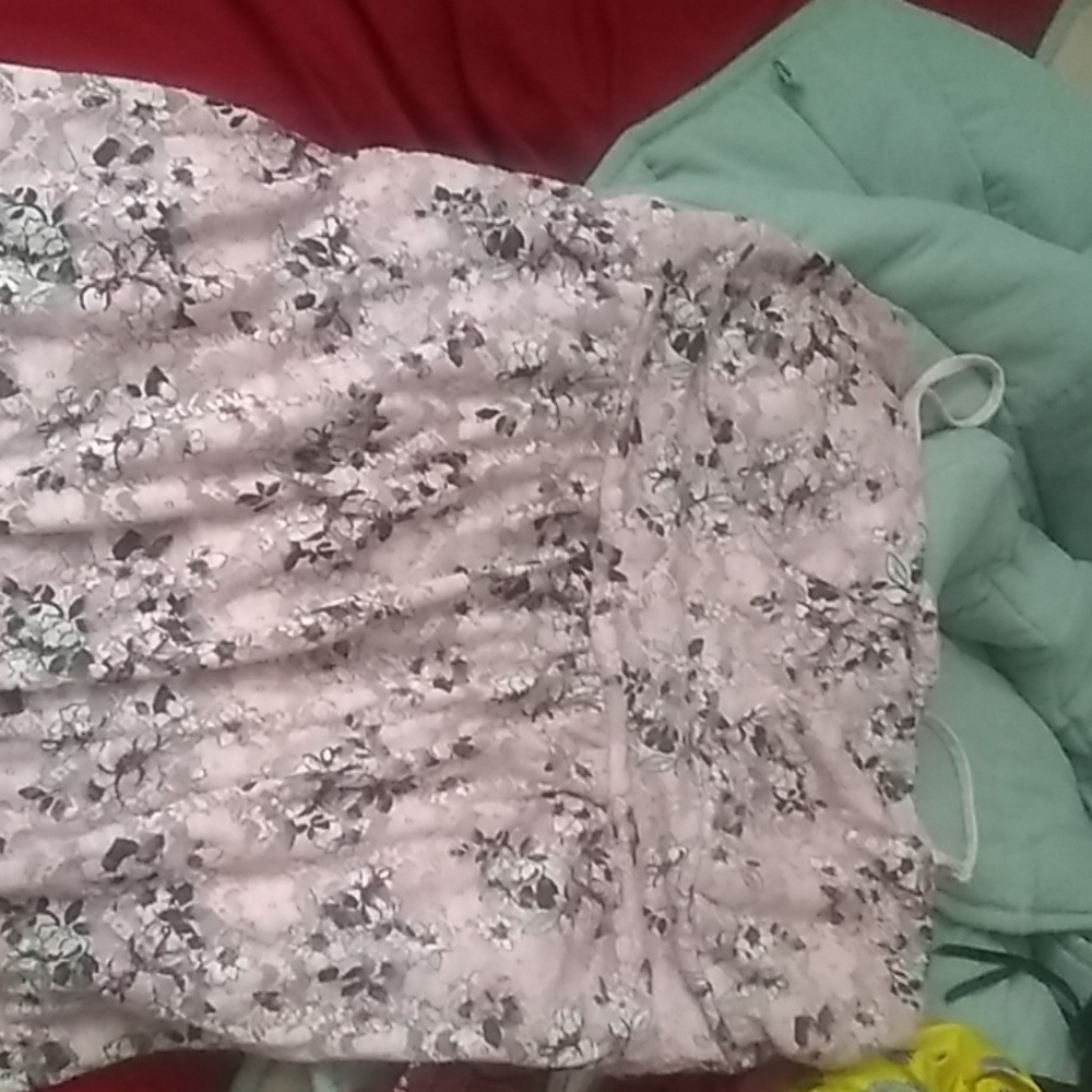 pink dress